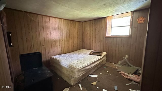 828 Clairmont Road, Johnson City, TN 37601