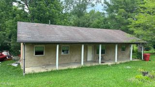 828 Clairmont Road, Johnson City, TN 37601