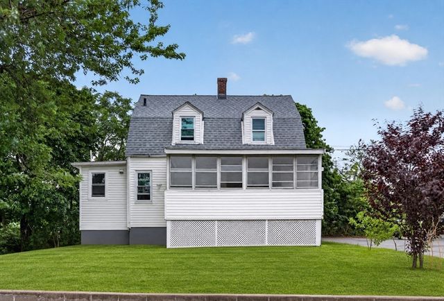 130 Dale St, Revere, MA 02151