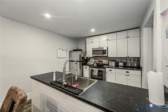 716 E Gladstone Ave, Richmond, VA 23222