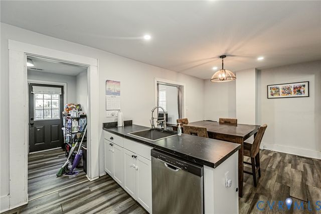 716 E Gladstone Ave, Richmond, VA 23222