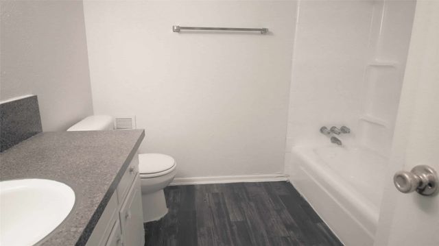 101 Westcourt Drive, Cleburne, TX 76033