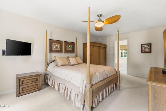 1211 Waterford Green Drive, Apex, NC 27502