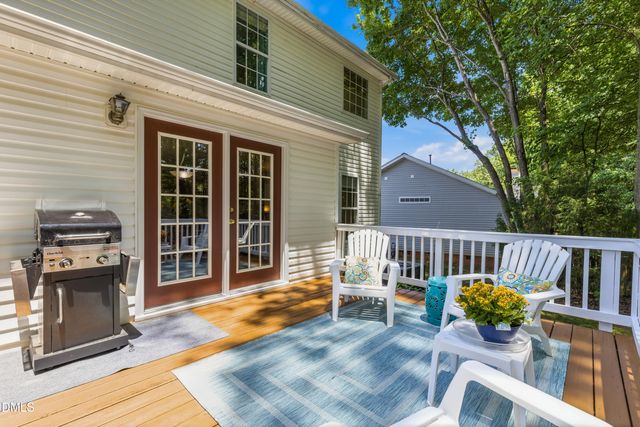 1211 Waterford Green Drive, Apex, NC 27502
