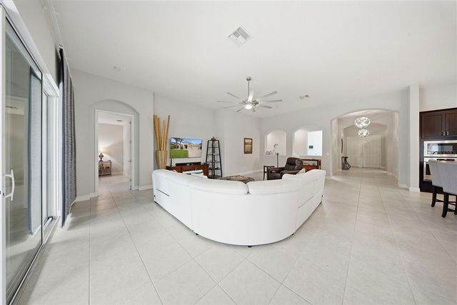 21813 BRISKE MORNING AVENUE, Land O Lakes, FL 34637