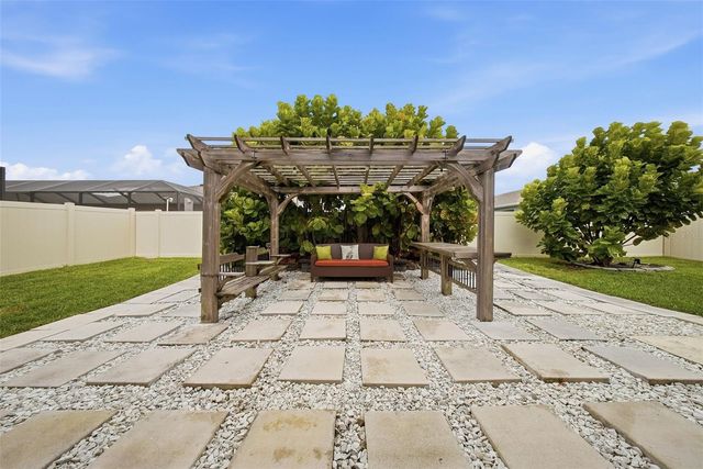 21813 BRISKE MORNING AVENUE, Land O Lakes, FL 34637