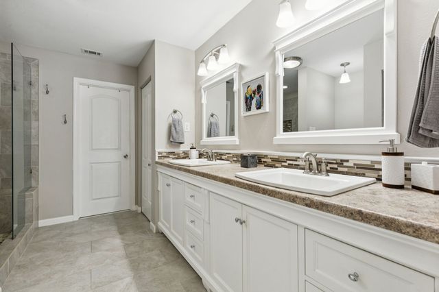1641 Choteau Circle, Grapevine, TX 76051