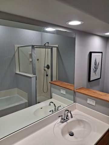 2704 Oak Ridge Trail, Woodbury, MN 55125