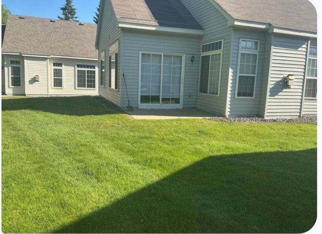 2704 Oak Ridge Trail, Woodbury, MN 55125