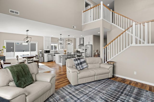 6012 31st Street S, Fargo, ND 58104