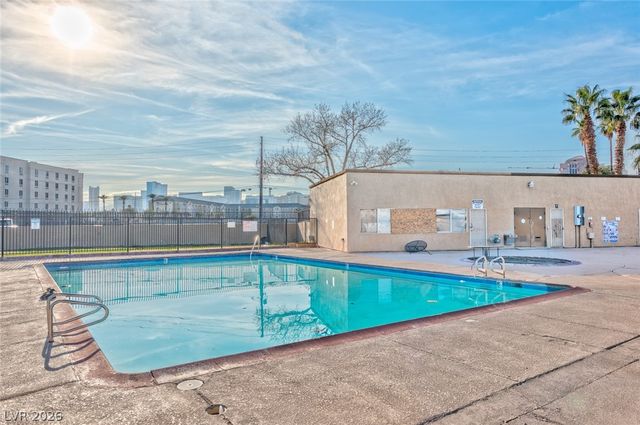 3912 Torsby Place NA, Las Vegas, NV 89119
