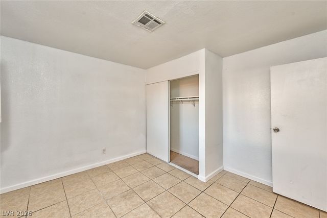 3912 Torsby Place NA, Las Vegas, NV 89119