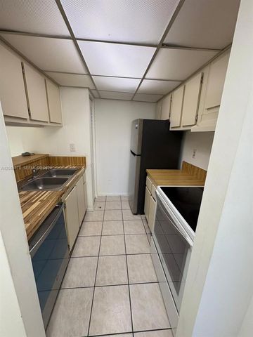 8004 SW 149th Avenue C205, Miami, FL 33193
