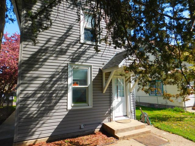 840 Magnolia Avenue E, Saint Paul, MN 55106