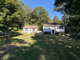 308 Noank Ledyard Road, Groton, CT 06355