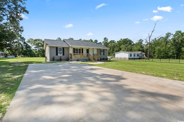 568 Rosedale Dr., Aynor, SC 29511