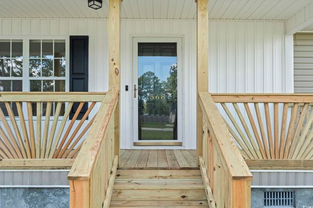 568 Rosedale Dr., Aynor, SC 29511