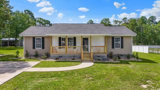 568 Rosedale Dr., Aynor, SC 29511