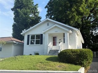9408 Echo Lane, Overland, MO 63114