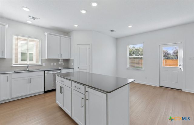 1352 Richards Ranch Road, Belton, TX 76513