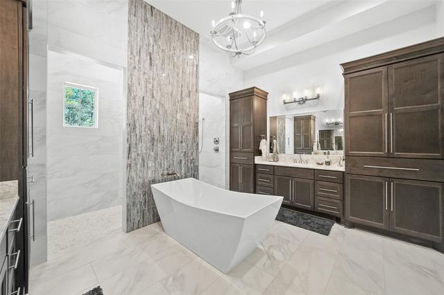 11305 Prince Phillip Court, Montgomery, TX 77316