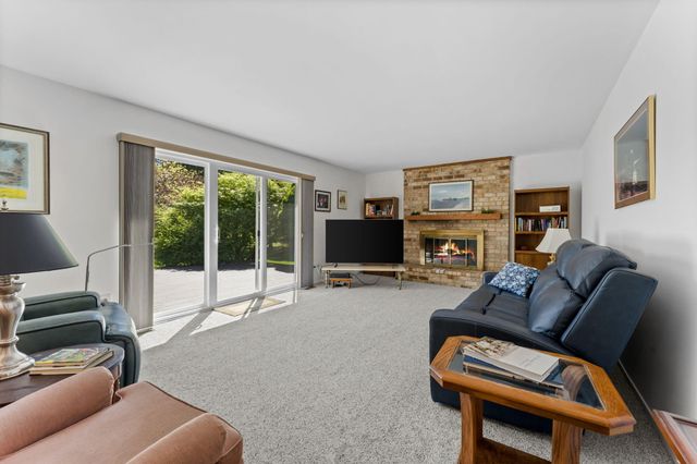 5819 Shagbark Drive, Pittsfield Charter Twp, MI 48108