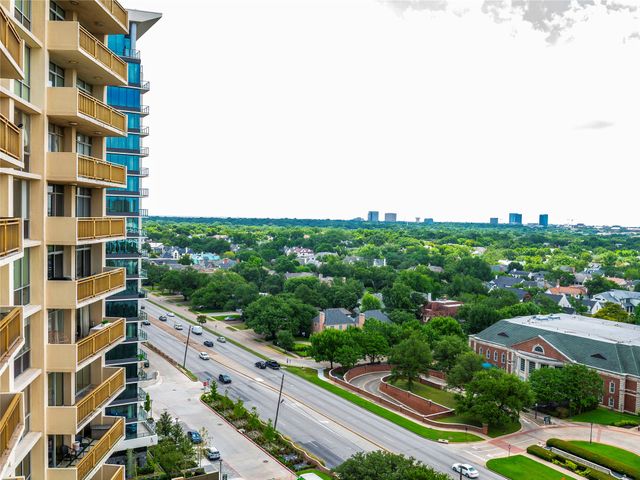 6211 W Northwest Highway 1501, Dallas, TX 75225