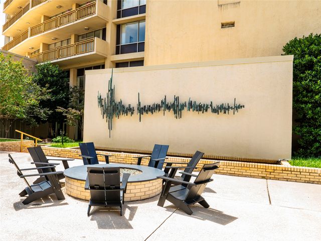 6211 W Northwest Highway 1501, Dallas, TX 75225