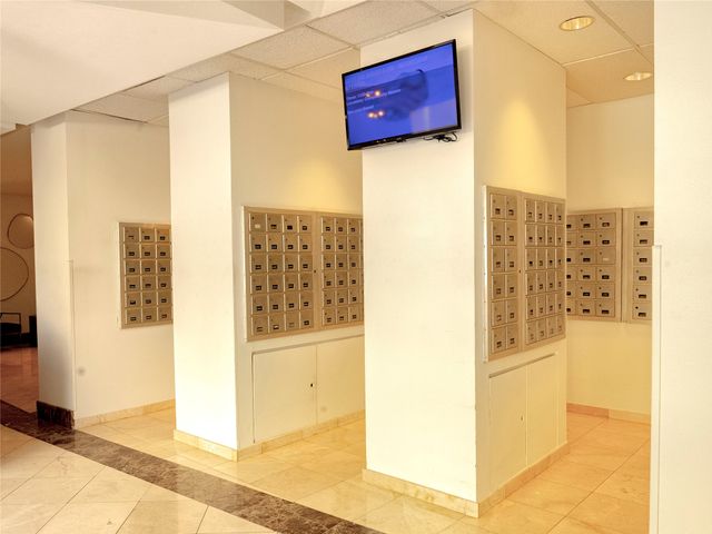 6211 W Northwest Highway 1501, Dallas, TX 75225