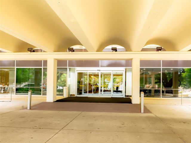6211 W Northwest Highway 1501, Dallas, TX 75225