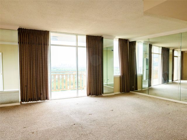 6211 W Northwest Highway 1501, Dallas, TX 75225