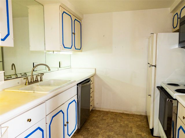 6211 W Northwest Highway 1501, Dallas, TX 75225