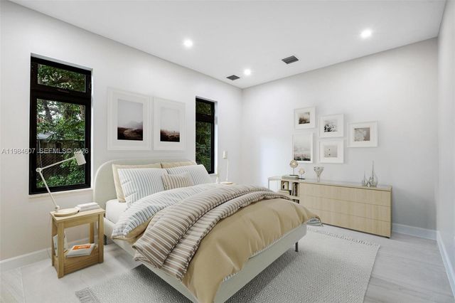 6220 SW 123rd Ter, Pinecrest, FL 33156