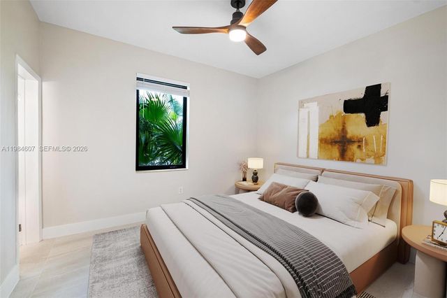 6220 SW 123rd Ter, Pinecrest, FL 33156