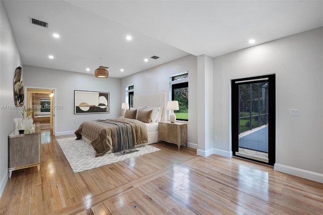 6220 SW 123rd Ter, Pinecrest, FL 33156