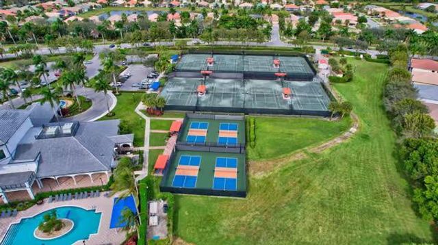 8074 Bellafiore Way, Boynton Beach, FL 33472