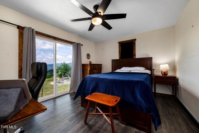 1131 Dug Hill Road, Mountain City, TN 37683