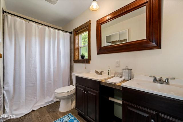 1131 Dug Hill Road, Mountain City, TN 37683