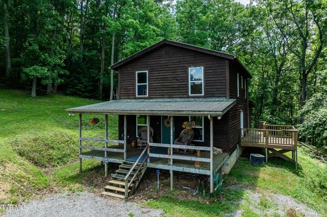 1131 Dug Hill Road, Mountain City, TN 37683