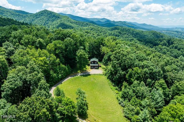 1131 Dug Hill Road, Mountain City, TN 37683