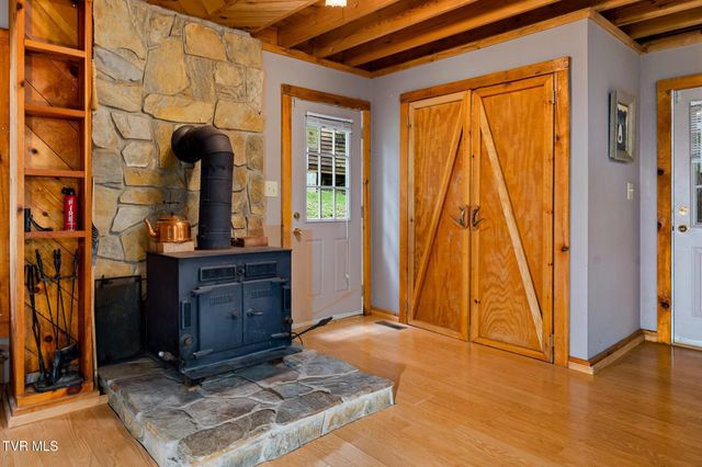 1131 Dug Hill Road, Mountain City, TN 37683