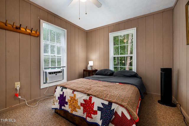 1131 Dug Hill Road, Mountain City, TN 37683