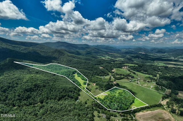 1131 Dug Hill Road, Mountain City, TN 37683