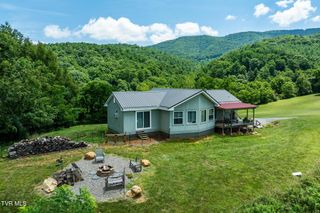 1131 Dug Hill Road, Mountain City, TN 37683
