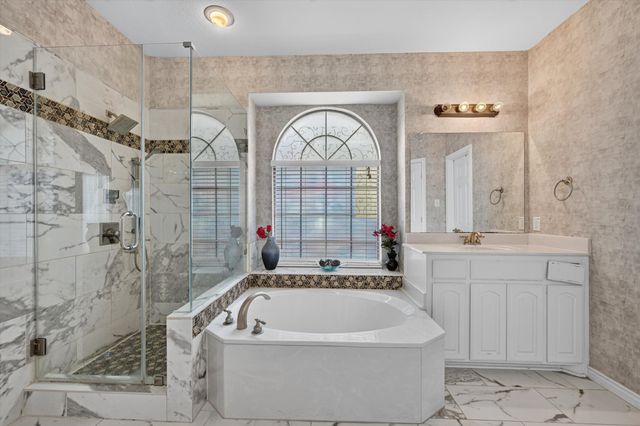 358 Fairlanding Avenue, Fairview, TX 75069