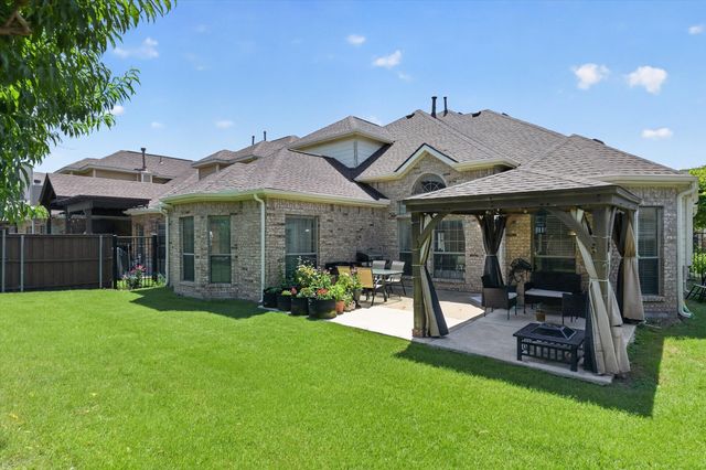 358 Fairlanding Avenue, Fairview, TX 75069