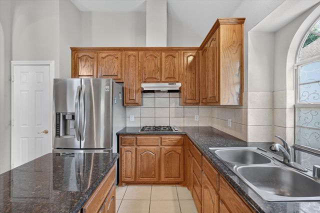 358 Fairlanding Avenue, Fairview, TX 75069