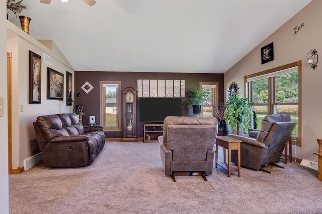 N7829 Bluffview COURT, Holmen, WI 54636