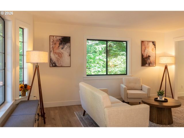 13143 VERMEER Dr, Lake Oswego, OR 97035