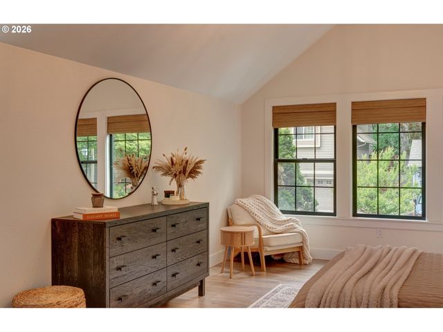 13143 VERMEER Dr, Lake Oswego, OR 97035
